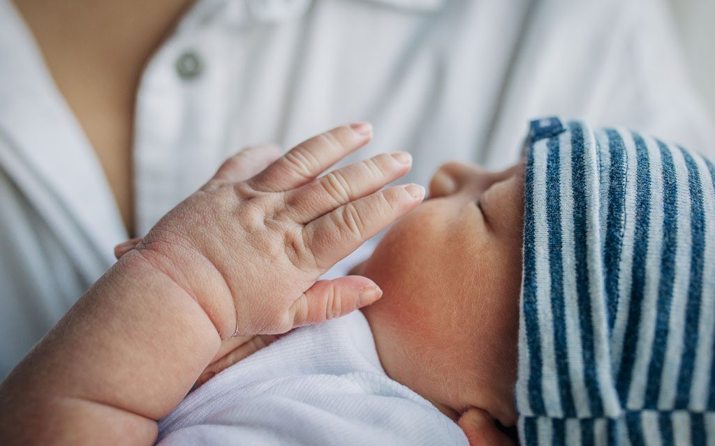 کاردرمانی دست نوزاد